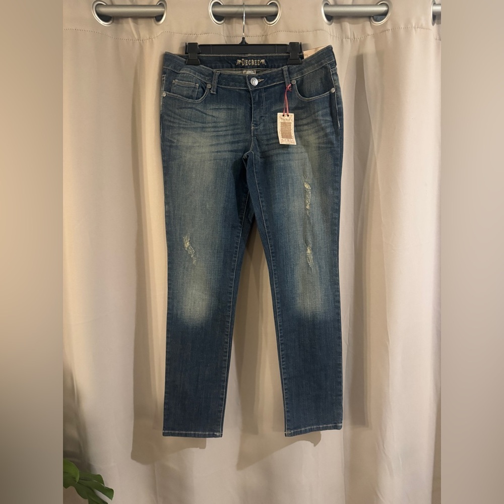 Women’s NWT Decree  Blue Denim Super Skinny Jeans